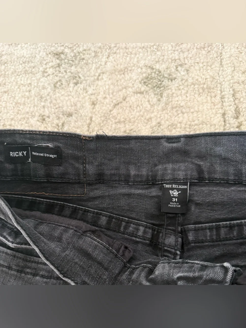 True Religion Mens Ricky Relaxed Straight Black Jeans